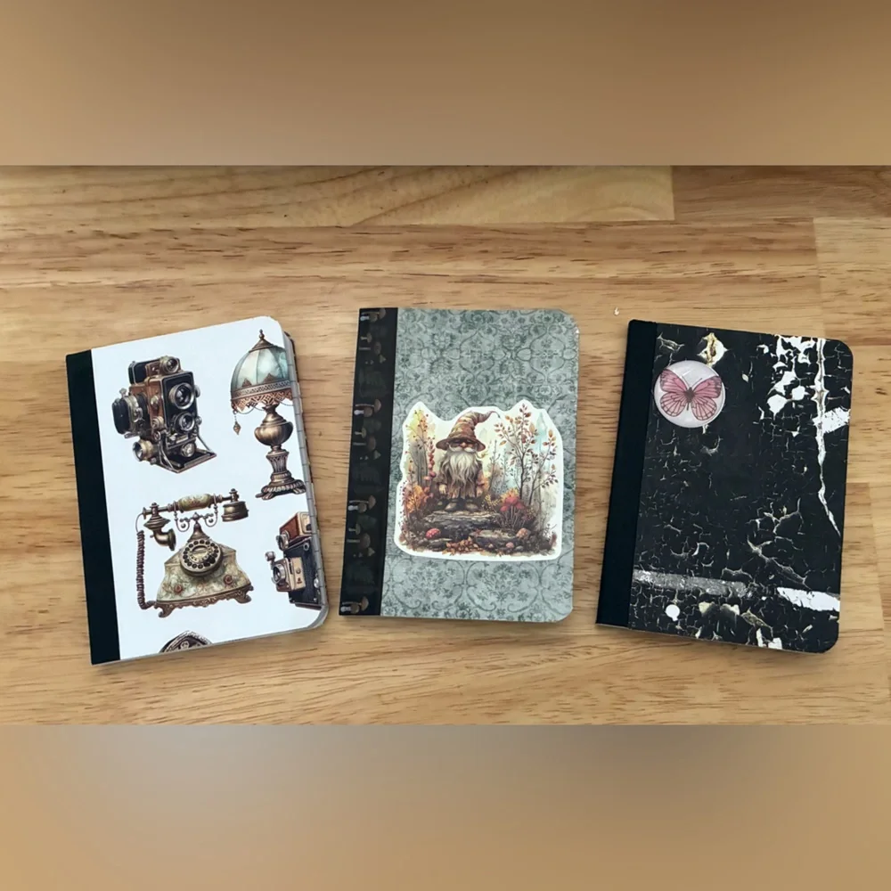 4/$15 ❤️ Vintage-Themed Mini Notebooks Set
